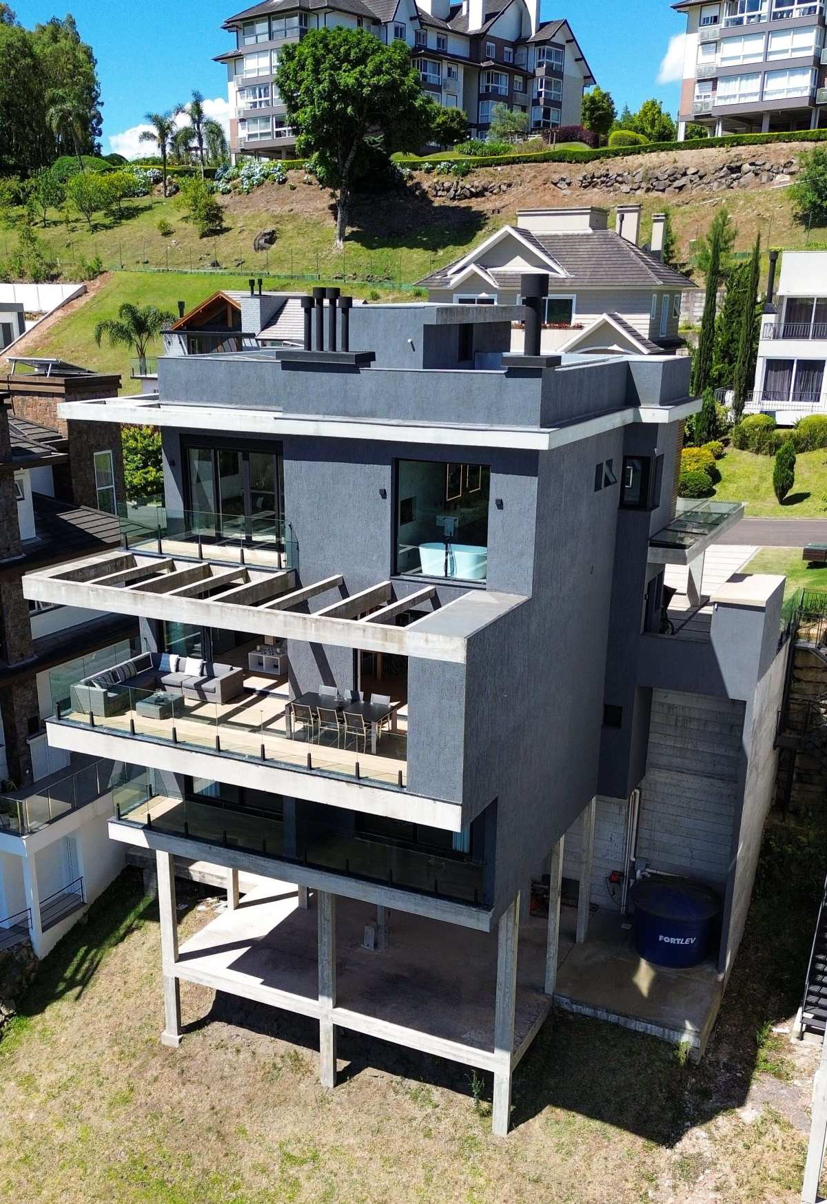  - Casa de condomínio à venda em Gramado, Bavária, com 4 quartos, 423,63m²