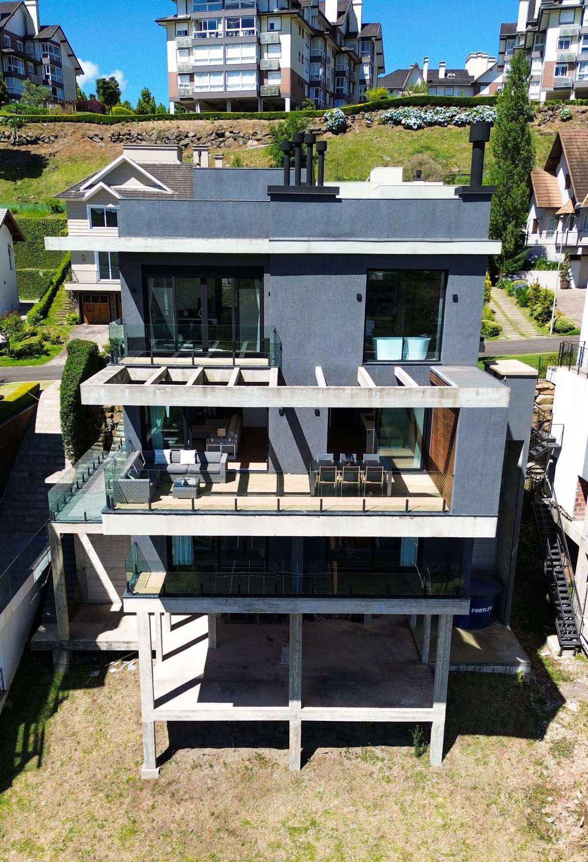  - Casa de condomínio à venda em Gramado, Bavária, com 4 quartos, 423,63m²